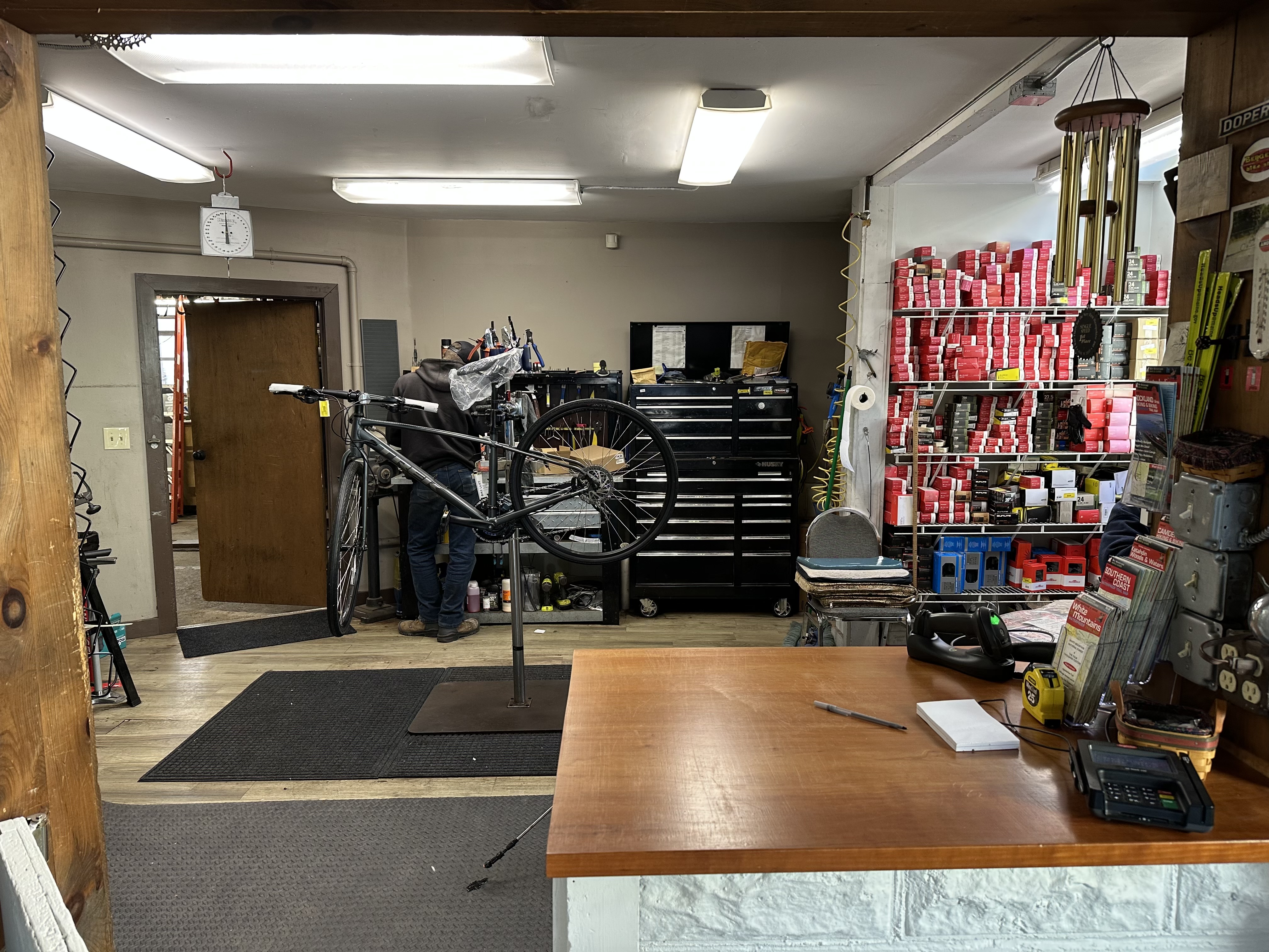 Bike & Paddle service counter